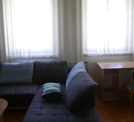 דירה With Private Balcony *